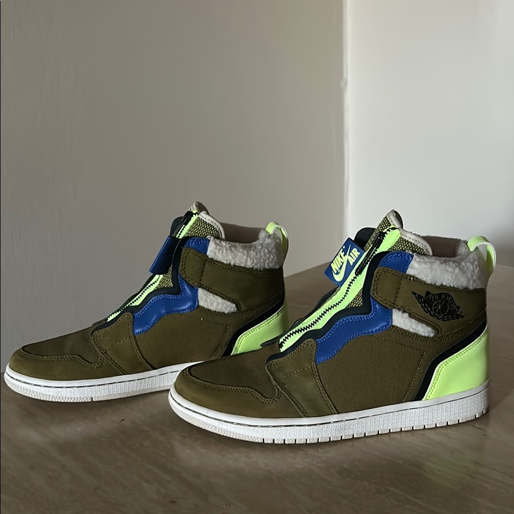 Nike Air Jordan 1 Retro High Zip “Utility Pack” Women’s Size 8.5